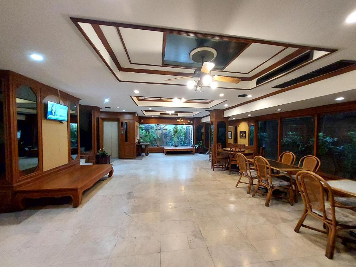 Traveller Inn Hotel Chiang Mai Exteriör bild