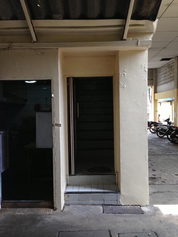 Traveller Inn Hotel Chiang Mai Exteriör bild