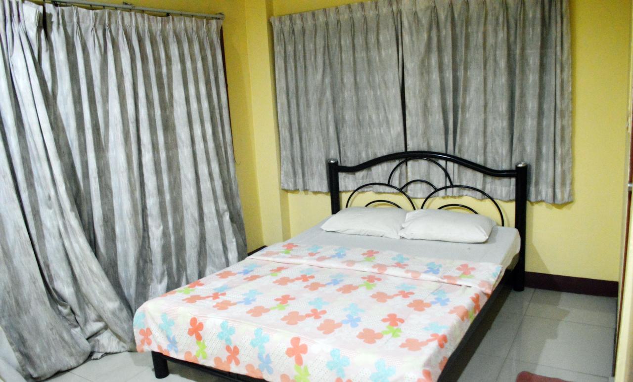 Traveller Inn Hotel Chiang Mai Exteriör bild